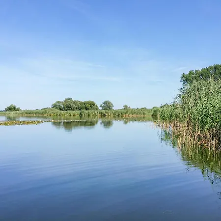 Botel Ship In Havelsee Ot Kuetzkow 3*